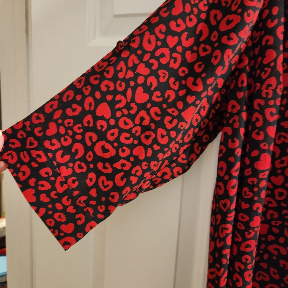 Blouses - Picture 6 of 14